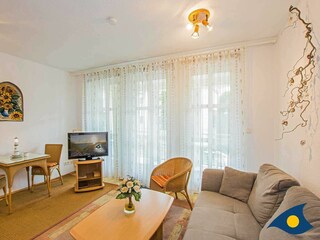Wohnzimmer mit Essbereich