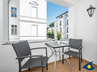Balkon mit Sitzmöbel