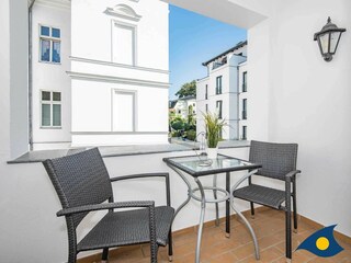 Balkon mit Sitzmöbel