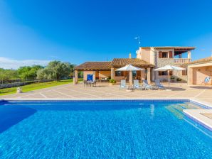Villa En Maians