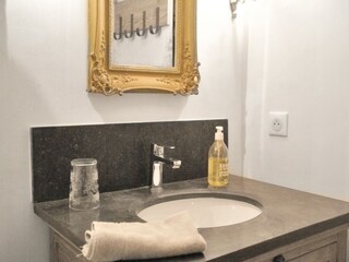 Villa Viens Features 25