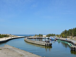 Dzwirzyno Port