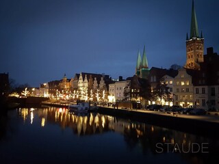 Lübeck bei Nacht