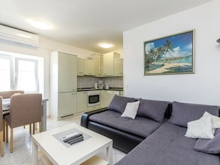 Apartment Funtana Features 18