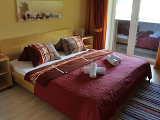 Schlafzimmer 2