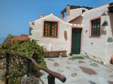 Holiday house - No title -