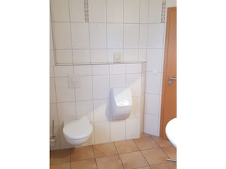 Zweites Badezimmer