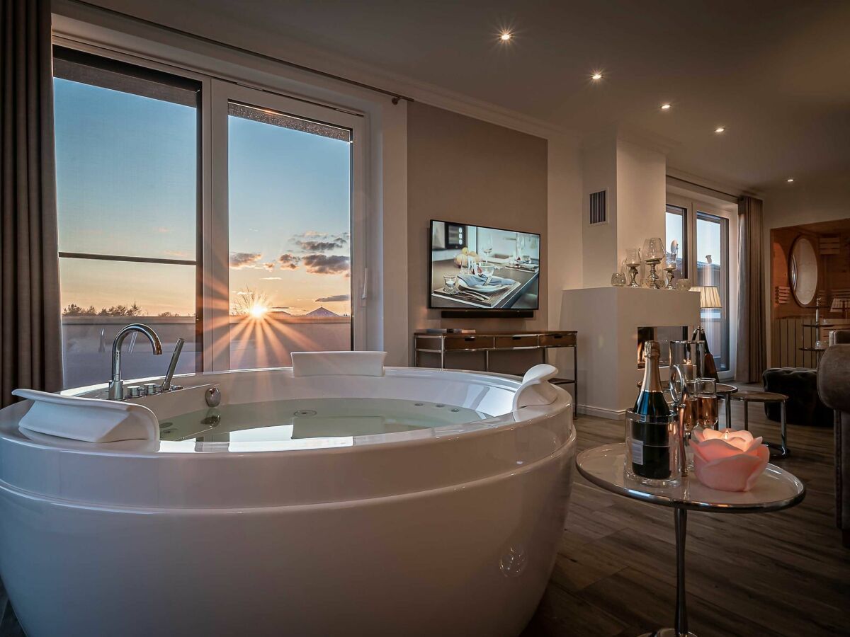 Ferienwohnung Luxus Penthouse Royal We 5 Gohren Lebbin Firma Gsa Mbh Frau Anja Drutschmann