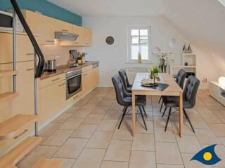 Küche mit Essbereich