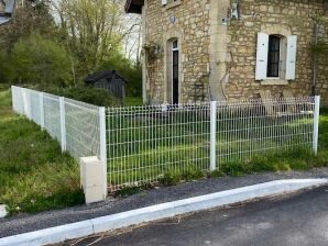 Holiday house Gemütliches Ferienhaus in Montaron mit Garten - Rémilly - image1