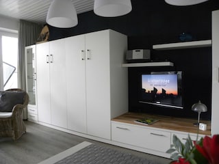 Unsere Medienecke, HDTV,BluerayDVDPlayer,Radio,CD Playe