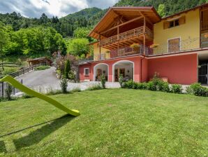 Apartment Moderne Ferienwohnung mit Pool in Skigebietsnähe in Caldes - Bresimo - image1