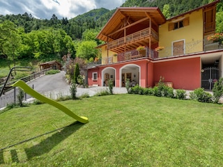 Apartment Bresimo Outdoor Recording 1