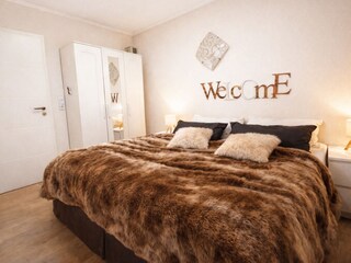 zweites Schlafzimmer mit Doppelbett 160 x 200