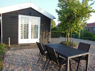 Terrasse mit Gartenmöbel