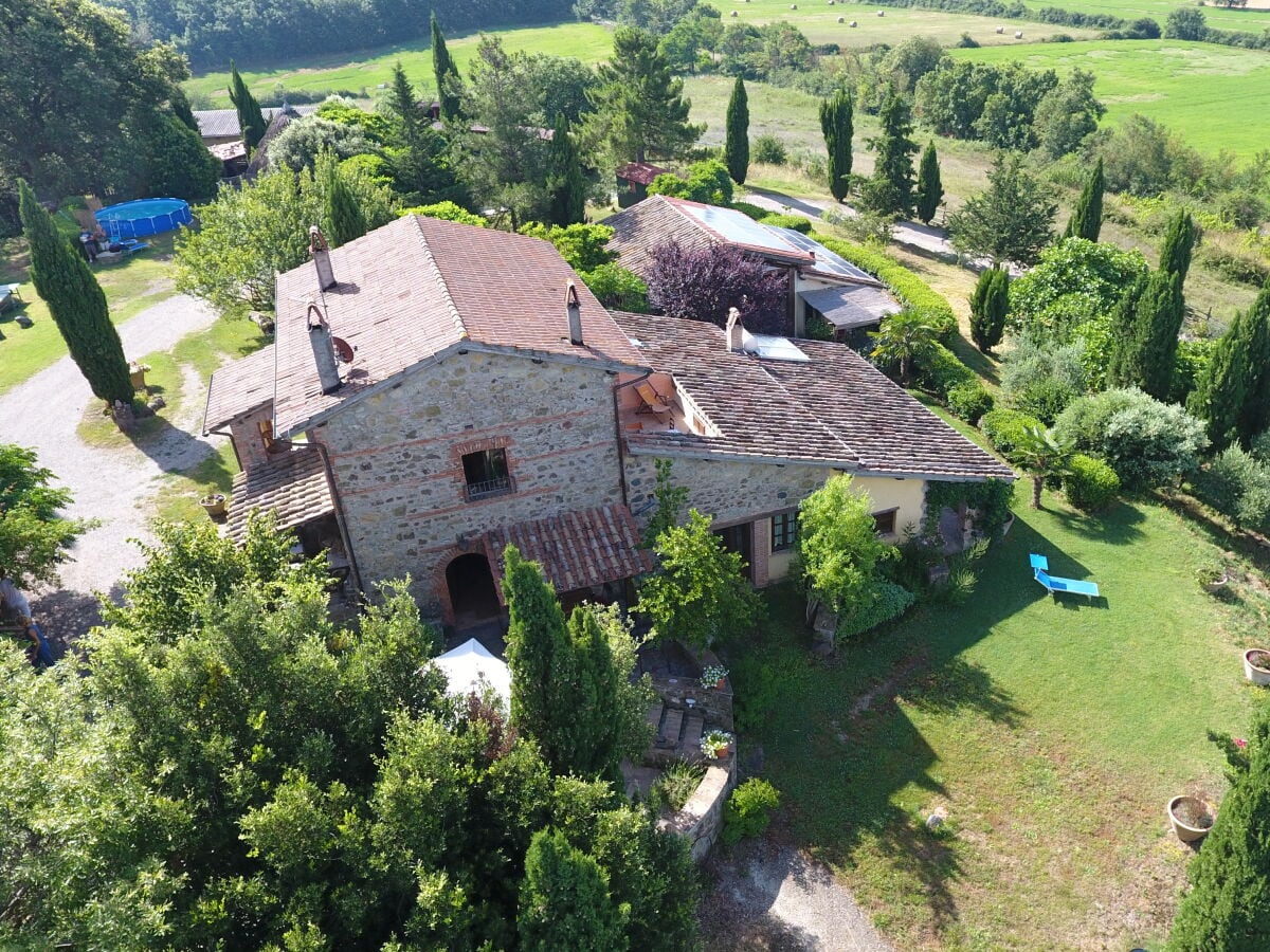 Apartamento de vacaciones Torre Alfina Grabación al aire libre 1