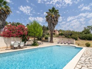 Villa de luxe avec piscine privée à Beaufort - Beaufort (Hérault) - image1