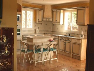 Villa Roquebrun Features 19