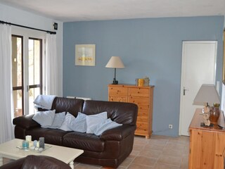 Villa Cesseras Features 25