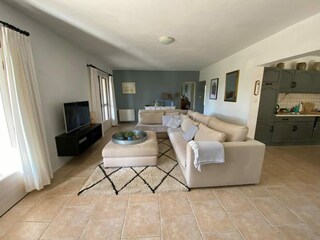 Villa Cesseras Características 30