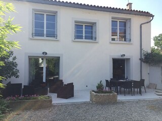 Villa Homps Outdoor Recording 6