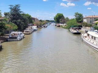 Villa Homps Entorno 35