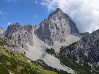 umliegende Bergwelt