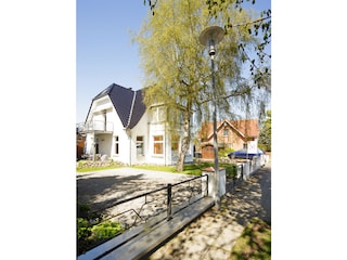 Villa Virmond - eigene Parkplätze am Grundstück
