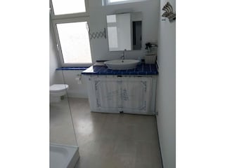 Bad II mit ebenerdiger Dusche - Maisonette
