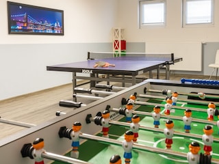 Dart, Tischtennis und Kicker im Souterrain
