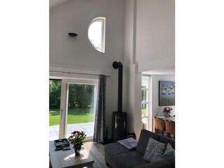 mit Holzkamin