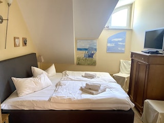 Großes Schlafzimmer