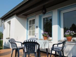 Ferienhaus Strandhaus an der Wiek in Strandlage - Hohenkirchen in Mecklenburg - image1