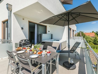 Balkon mit Whirlpool