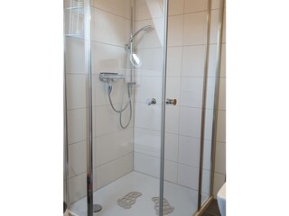 neu renoviertes Duschbad