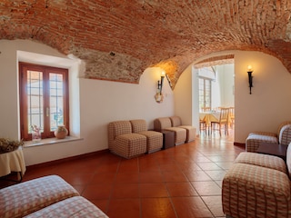 Holiday room Pietra Ligure Living Room 19