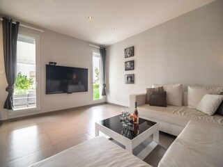 Villa Pailhès Features 21