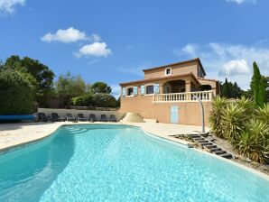 Villa con piscina climatizada campo deportivo - Montbrun-des-Corbières - image1