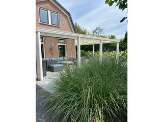 Die sonnige private Terrasse