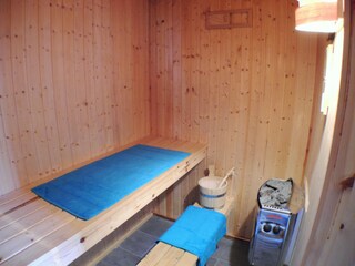 Relaxen Sie in der hauseigenen Sauna