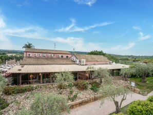 Holiday house Modernes Ferienhaus in Carlentini mit Pool - Agnone Bagni - image1