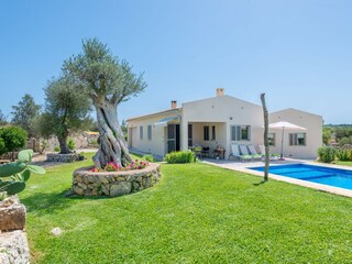 Villa Artà Outdoor Recording 30