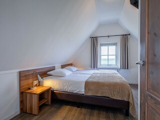 Schlafzimmer 1- 1. Stock