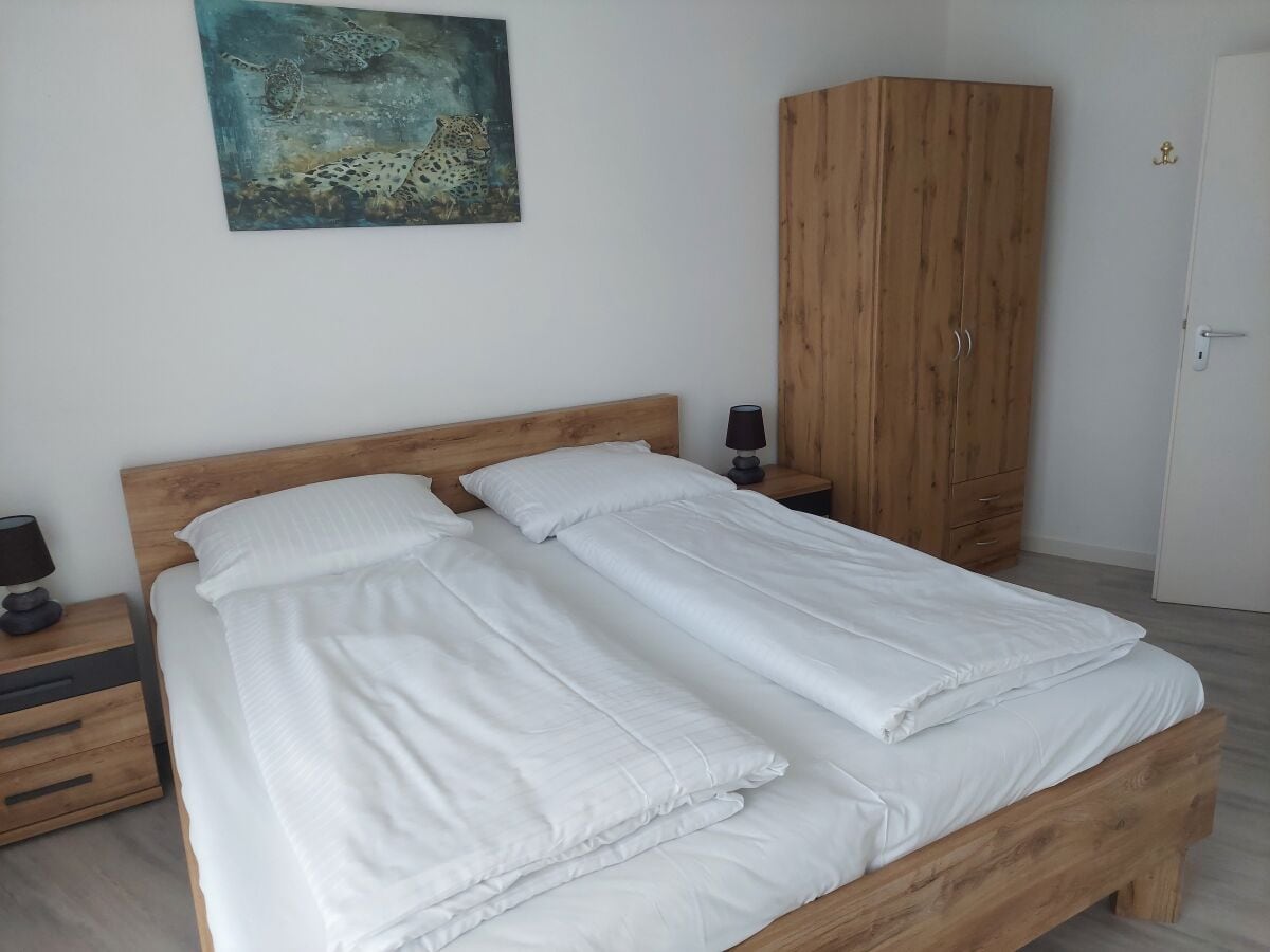 Schlafzimmer2