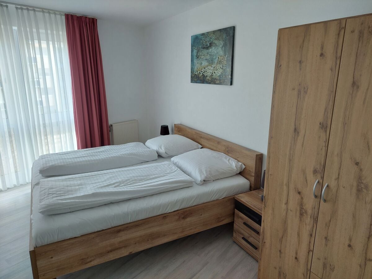 Schlafzimmer2