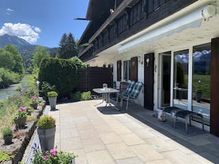 Blick auf die Terrasse