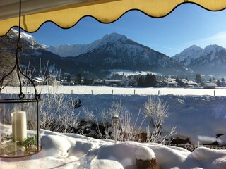 Ausblick im Winter vom Wohnzimmer