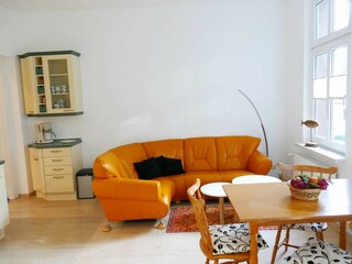 Wohnzimmer mit Küchenzeile