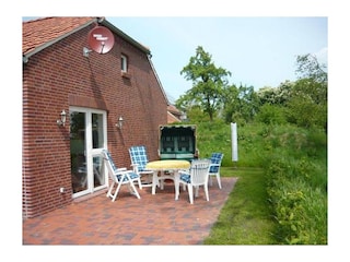Terrasse in Südlage mit Strandkorb