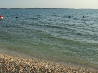 kinderfreundlicher Strand, kristallklares Meer